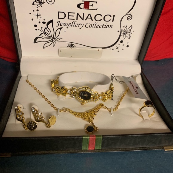 denacci jewelry collection